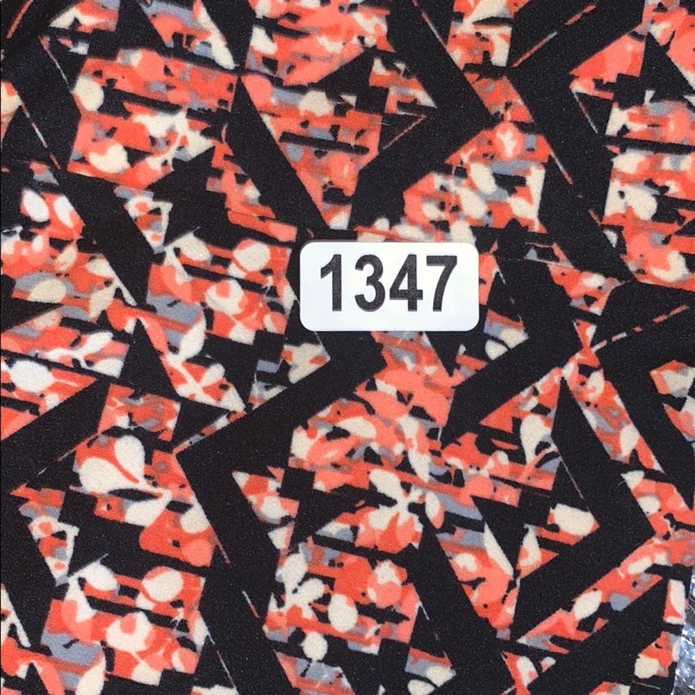 New! Lularoe TC (tall and curvy) Leggings